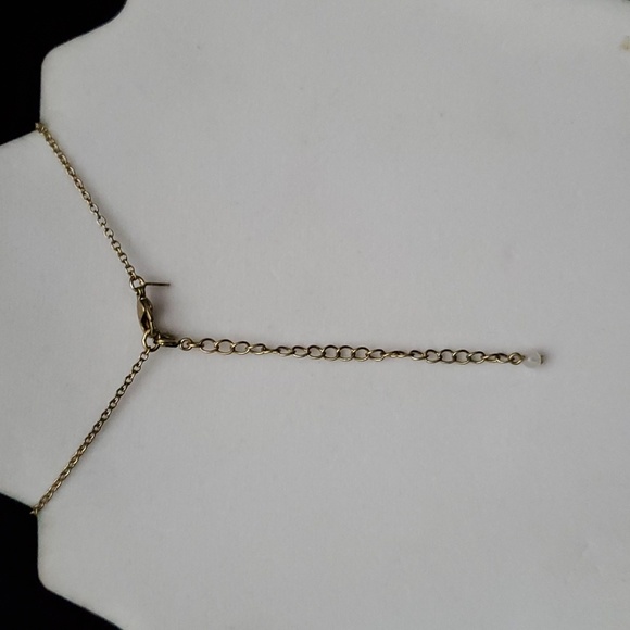 Vintage SAQ for Avon gold tone necklace - Picture 2 of 4